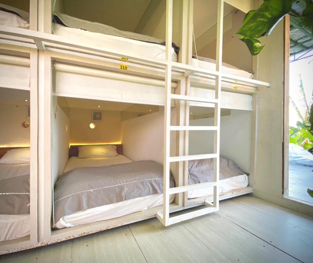 The Hide Hostel At Canggu (Adults Only) Extérieur photo