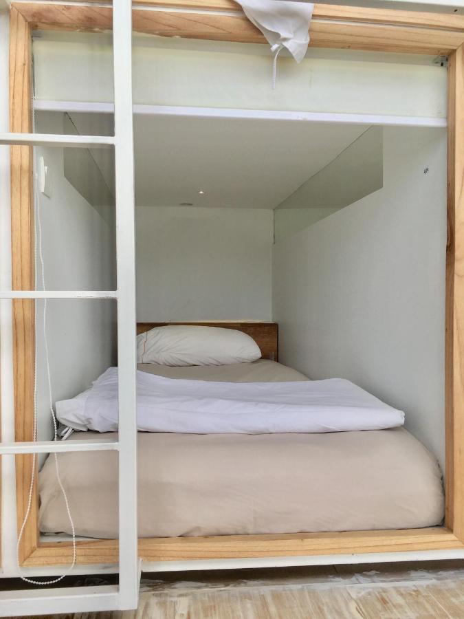 The Hide Hostel At Canggu (Adults Only) Extérieur photo
