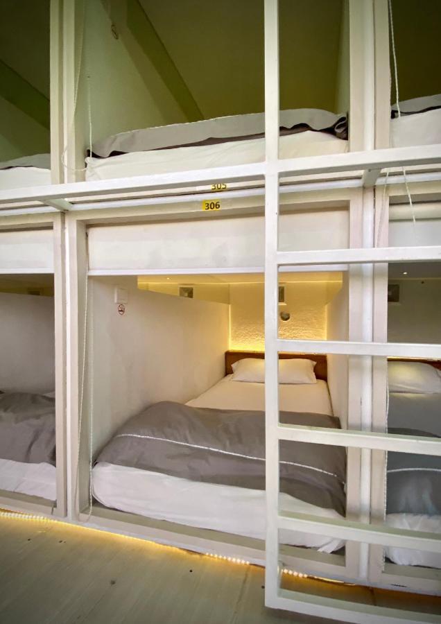 The Hide Hostel At Canggu (Adults Only) Extérieur photo